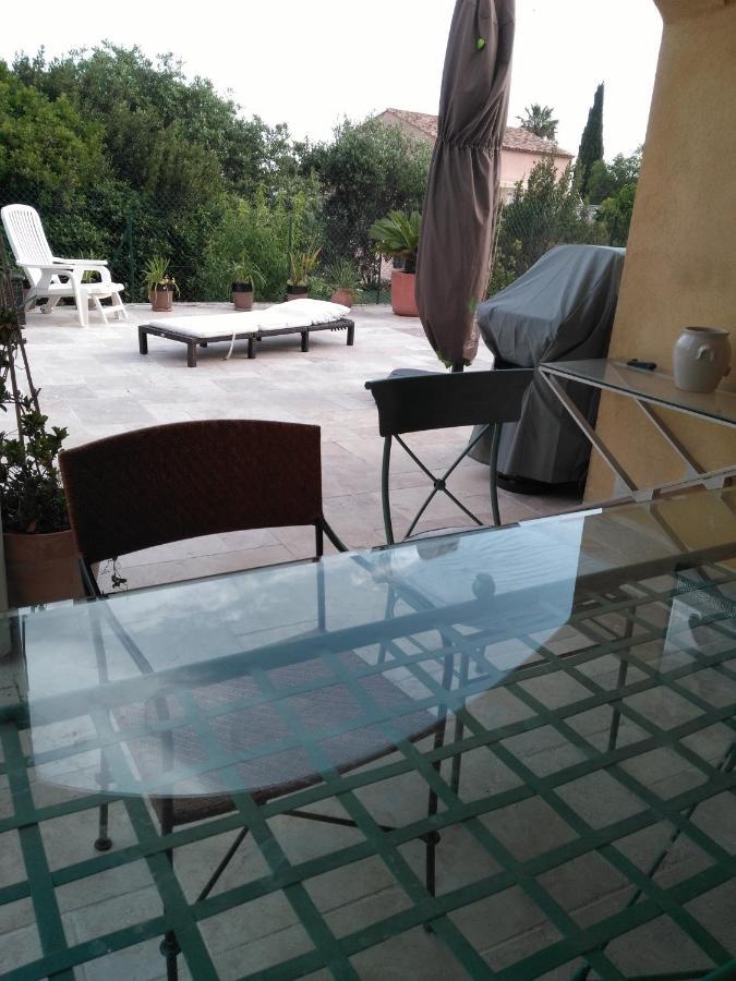 Villa De La Terre Blanche Sanary-sur-Mer Buitenkant foto